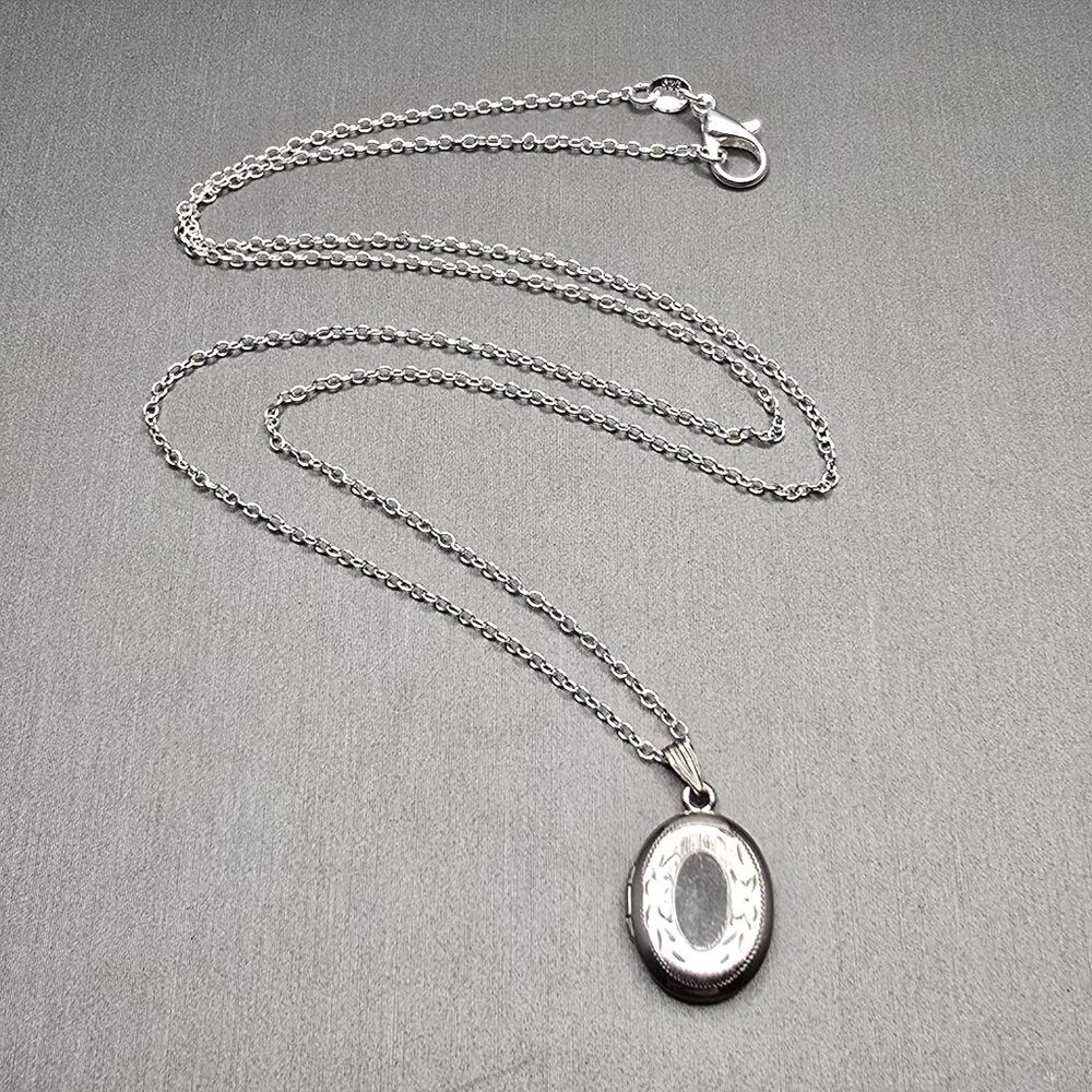 VTG JM Fisher Sterling Silver Sweetheart Locket Necklace 22" Floral Etched 1940s - Picture 14 of 15